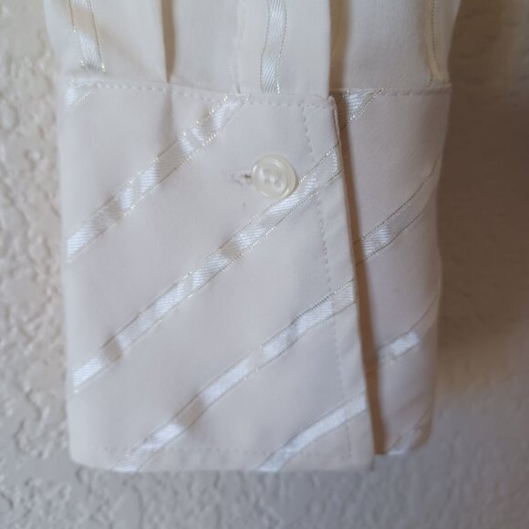 Apt 9 Stretch Button Down Long Sleeve Shirt Cream & Gold Pinstripe Womens Medium - Picture 4 of 13